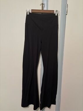aerie Black High-Waist Flared Leggings